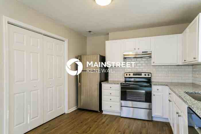 240 Mitchell Ave - Photo 7 of 16