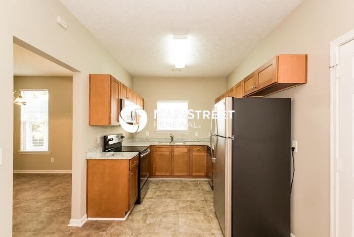 4654 Parkway Cir - Photo 7 of 15