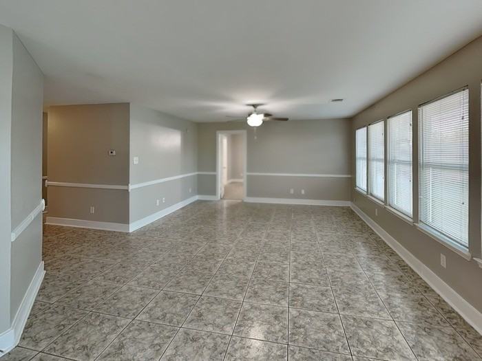 430 Fishhawk Way - Photo 4 of 20