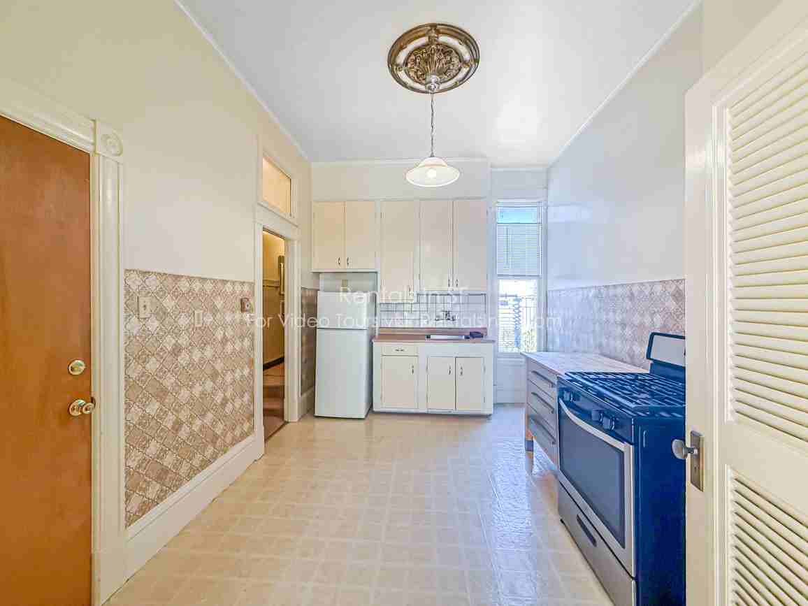 389 San Jose Ave #A - Photo 2 of 12