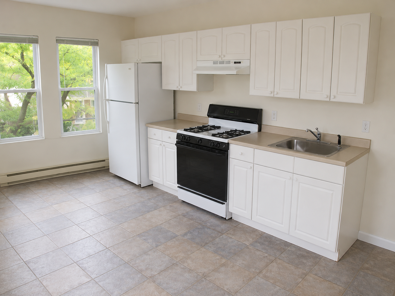 Columbia St #4R - Photo 3 of 5
