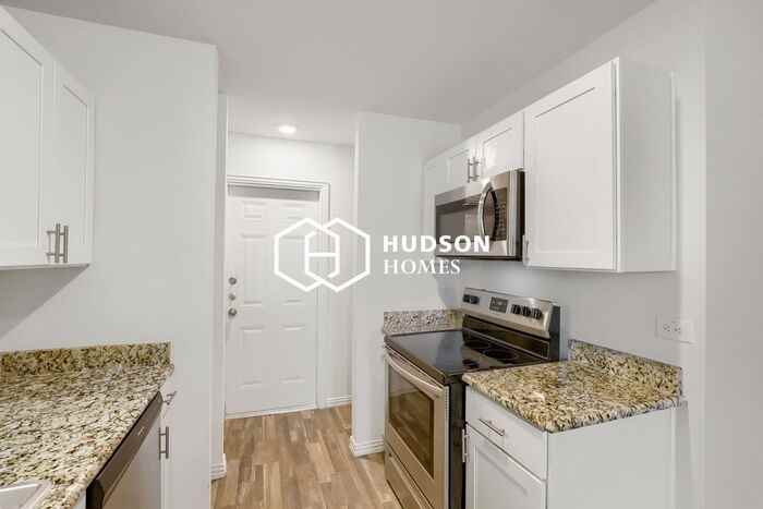 3259 Martin Luther King Dr - Photo 5 of 13