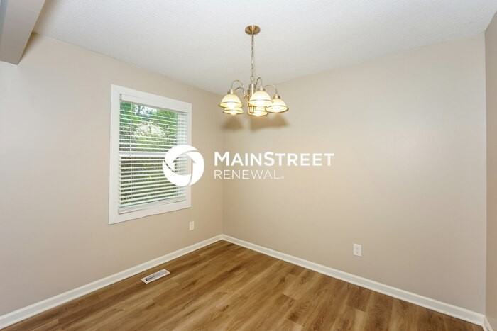1729 Tall Oak Cir - Photo 6 of 17