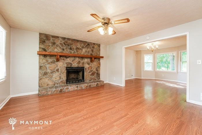 1205 Masters Ln - Photo 7 of 17