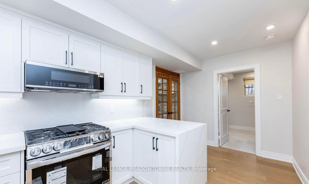 468 Gowland Crescent - Photo 3 of 28