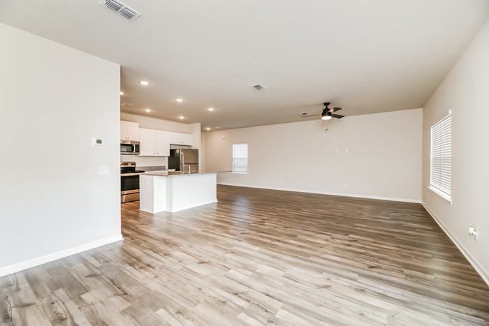 266 Parkwood Vista Way - Photo 5 of 17