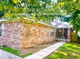 515 3rd Ave #B - Photo 1 of 1