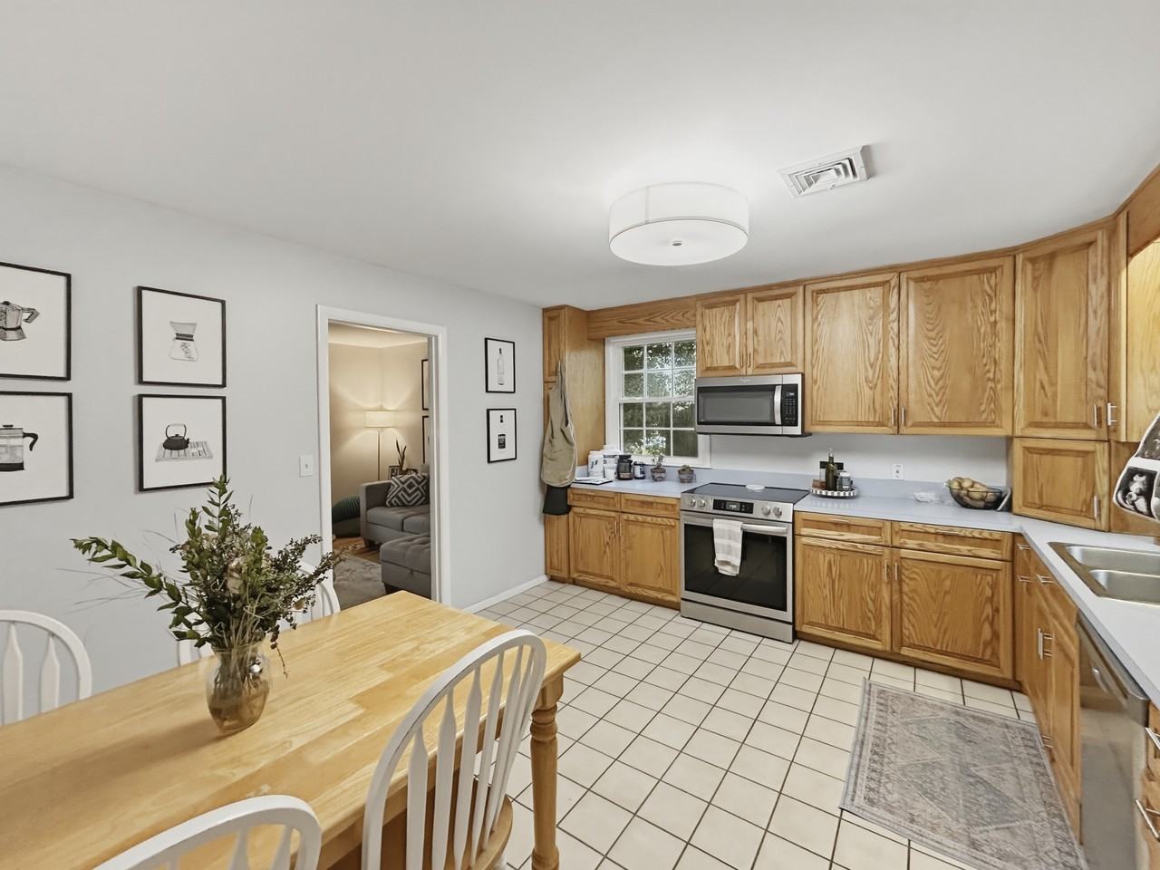 8070 Esterbrook Dr #A - Photo 5 of 14