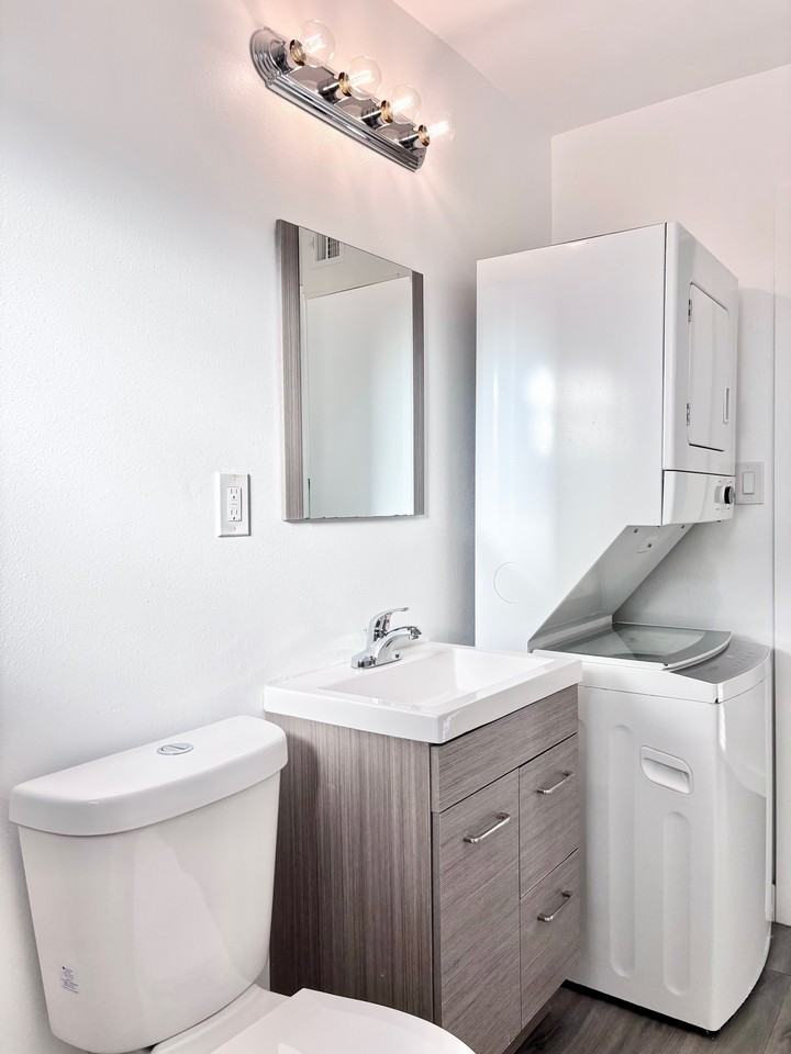 2629 E Turney Ave #4 - Photo 7 of 24