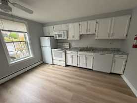 27 Wallingford Ave #D2 - Photo 1 of 1