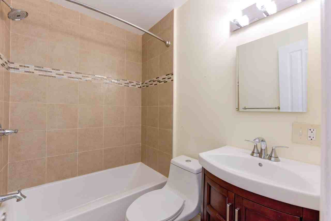 1351 Morris Rd Se - Photo 5 of 23