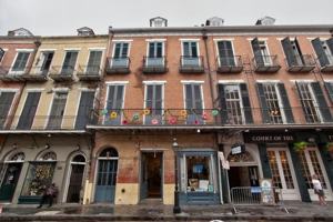 featured image of 609 Royal St #D
