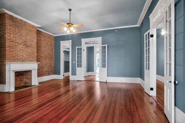 609 Royal St #D - Photo 3 of 17
