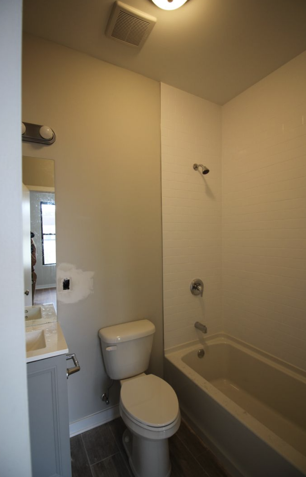 4208 N Milwaukee Ave #2F - Photo 4 of 10
