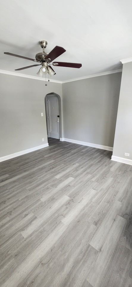 1302 Ridgeland Ave #2W - Photo 5 of 13