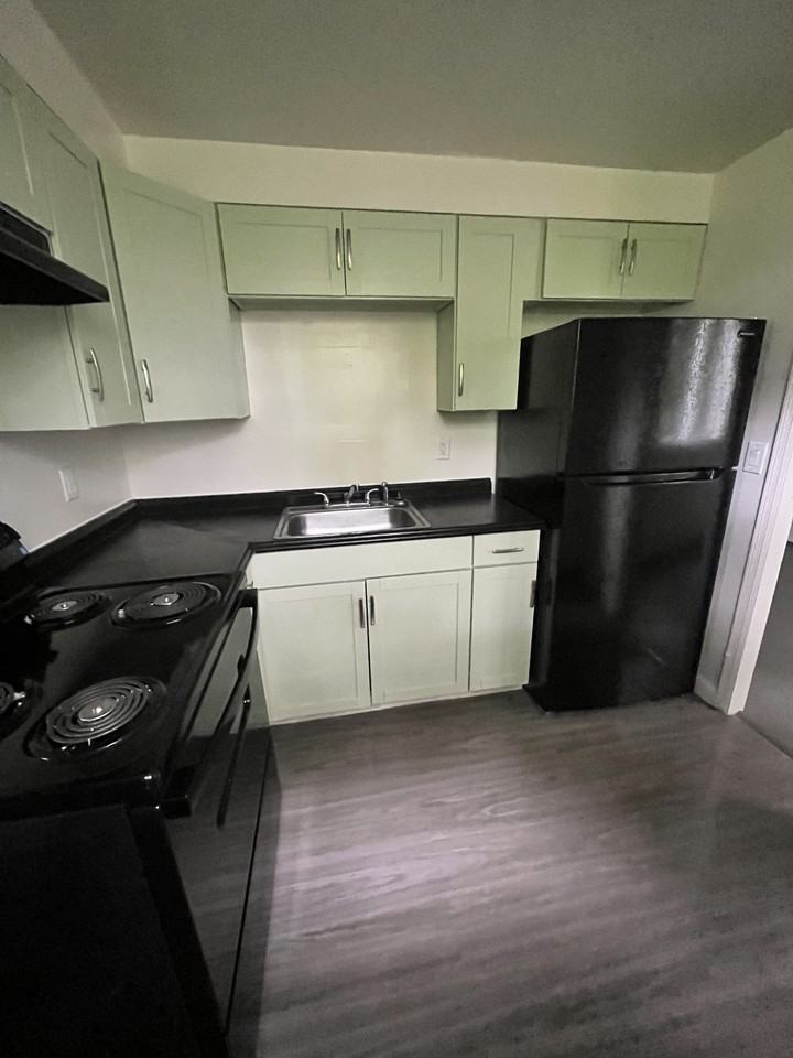 2644 Harrison Ave #27 - Photo 2 of 6