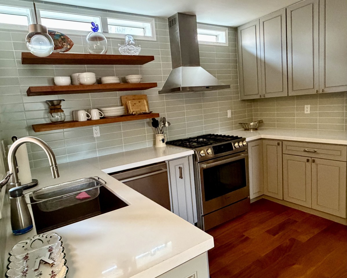 615 Bishops Lodge Rd #2 - Photo 7 of 22