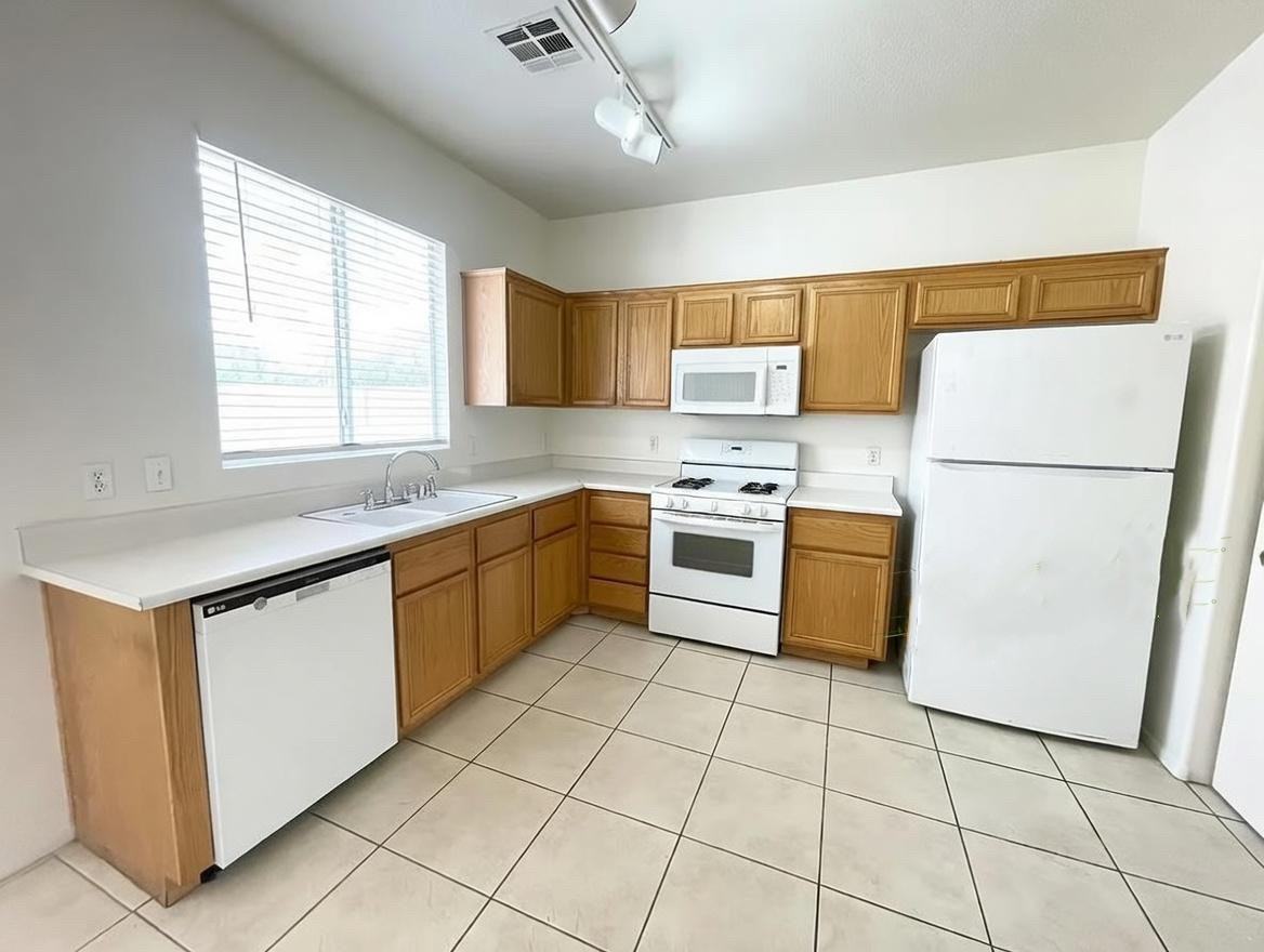 5936 Wood Petal St #NA - Photo 4 of 14