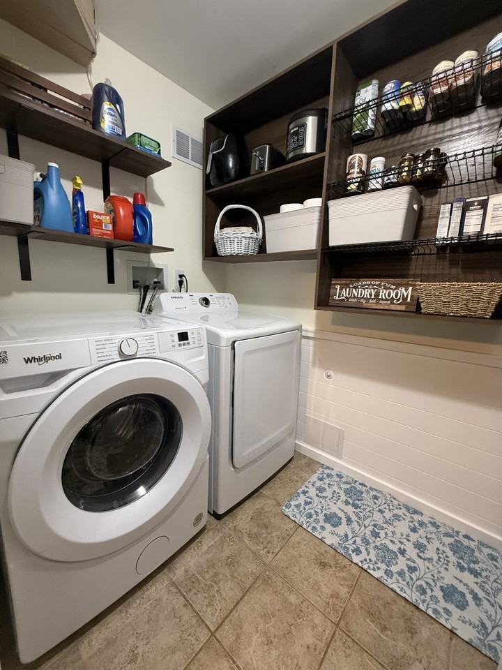 17 Augusta Ct #1 - Photo 6 of 14