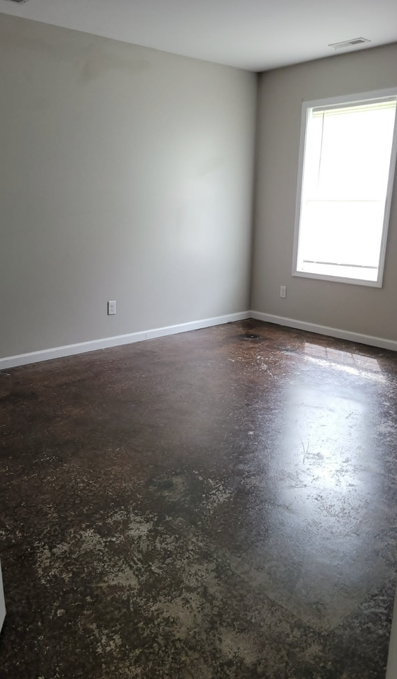 112 Miller St #B - Photo 5 of 10