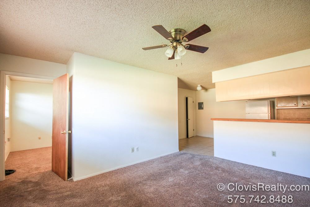 1920 W 21st St #5 - Photo 4 of 12