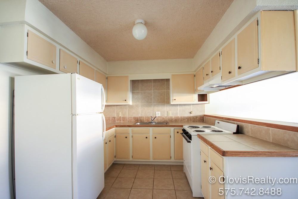 1920 W 21st St #5 - Photo 6 of 12