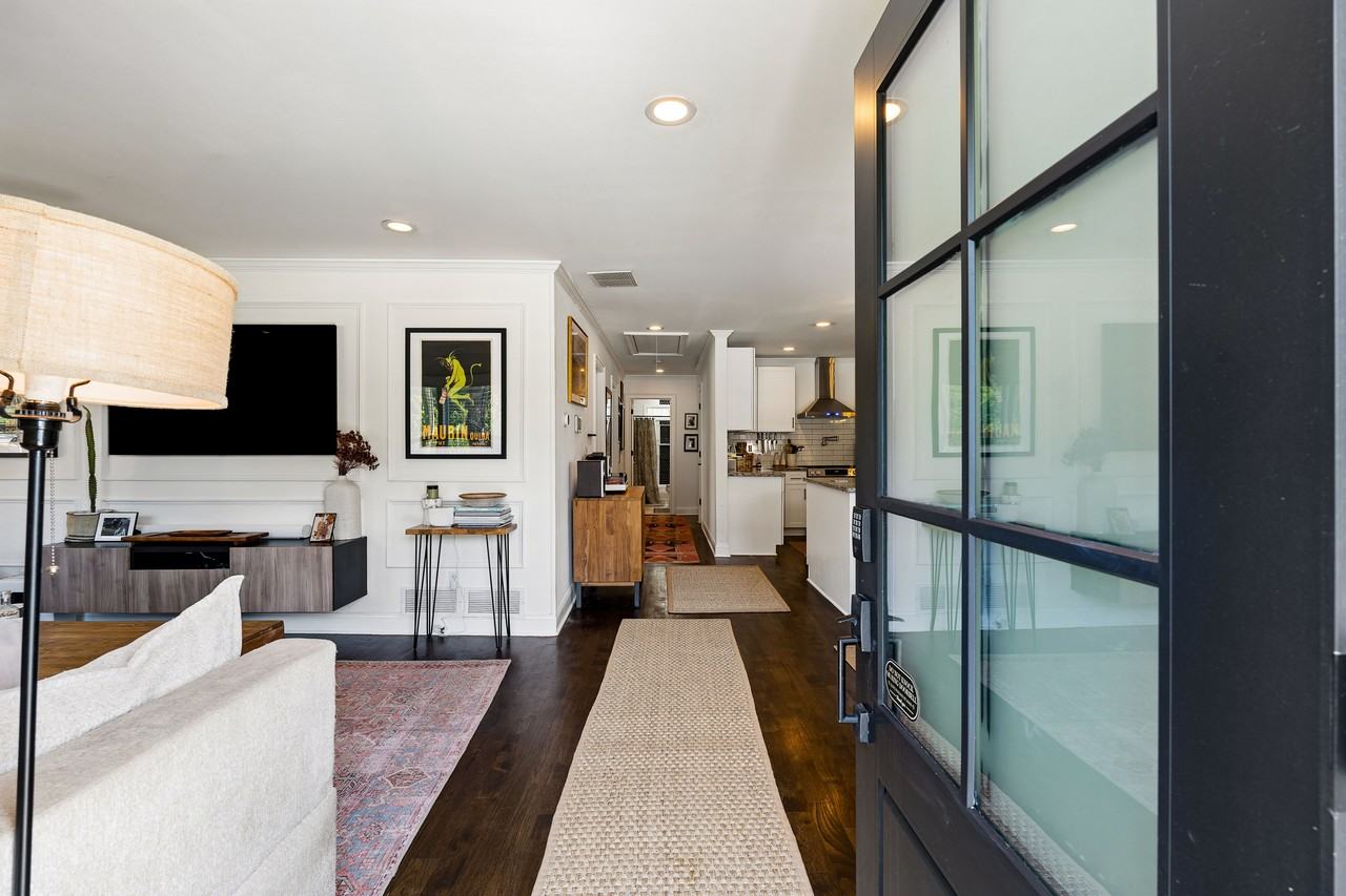 3464 Glenwood Rd #NA - Photo 5 of 50
