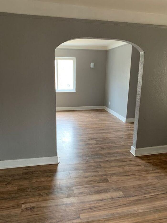 14753 Saint Marys St - Photo 2 of 5
