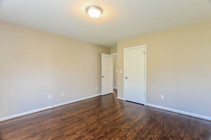 333 Quail Hollow Rd - Photo 6 of 11