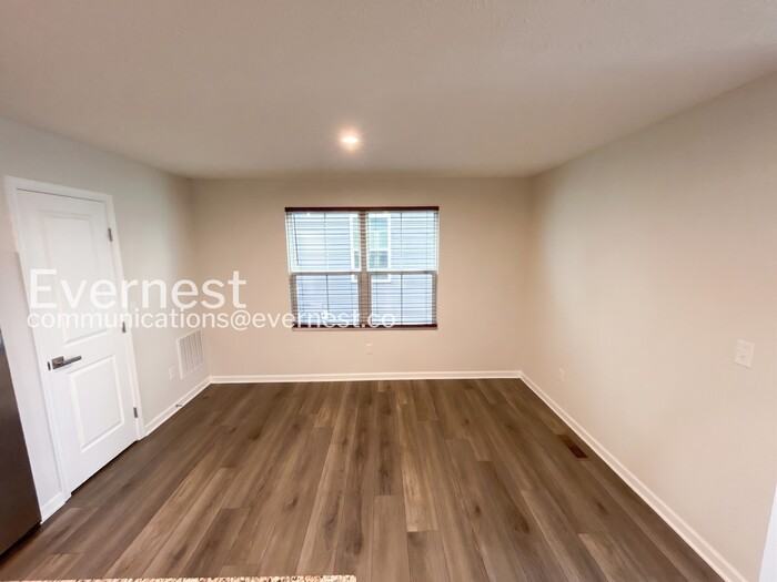 8555 Erie Loop - Photo 5 of 23