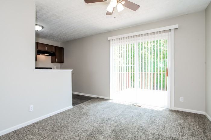 424 Merravay Dr - Photo 3 of 10