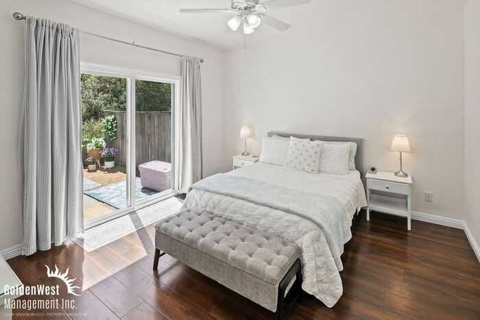 9985 Scripps Westview Way #41 - Photo 4 of 25