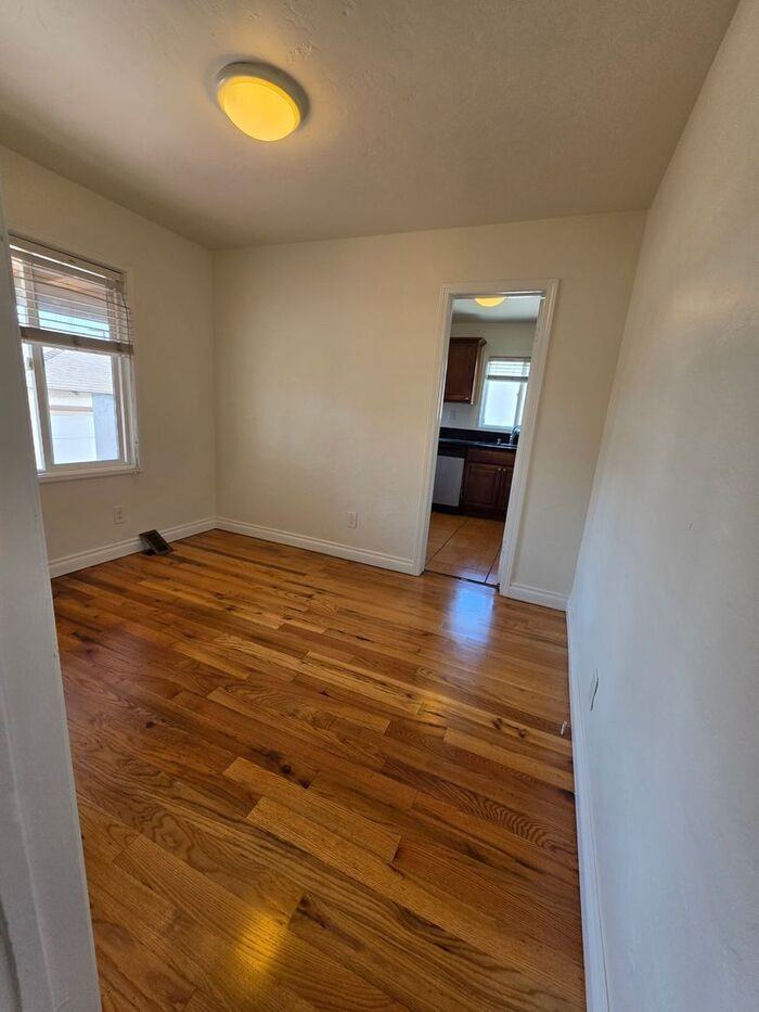 4515 Spring St - Photo 2 of 11