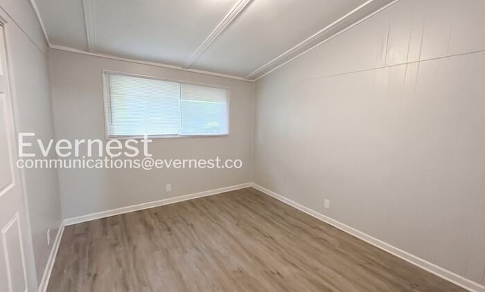 508 Landers St - Photo 7 of 22
