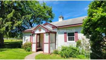 featured image of 8 Glade Ct