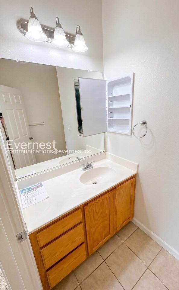 69 Ede Ln - Photo 7 of 30