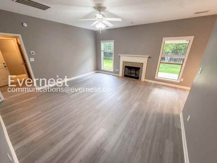 2008 Lake Cir - Photo 4 of 33