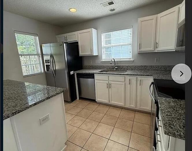 12131 Bottlebrush Pl - Photo 4 of 17