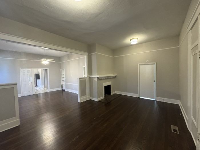 401 Johnson St - Photo 2 of 10