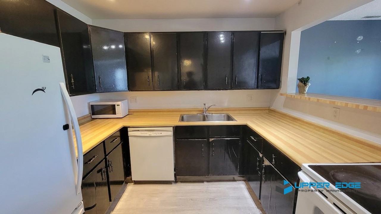 3085 Pembina Highway - Photo 2