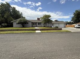 featured image of 302 Ne A St #NA