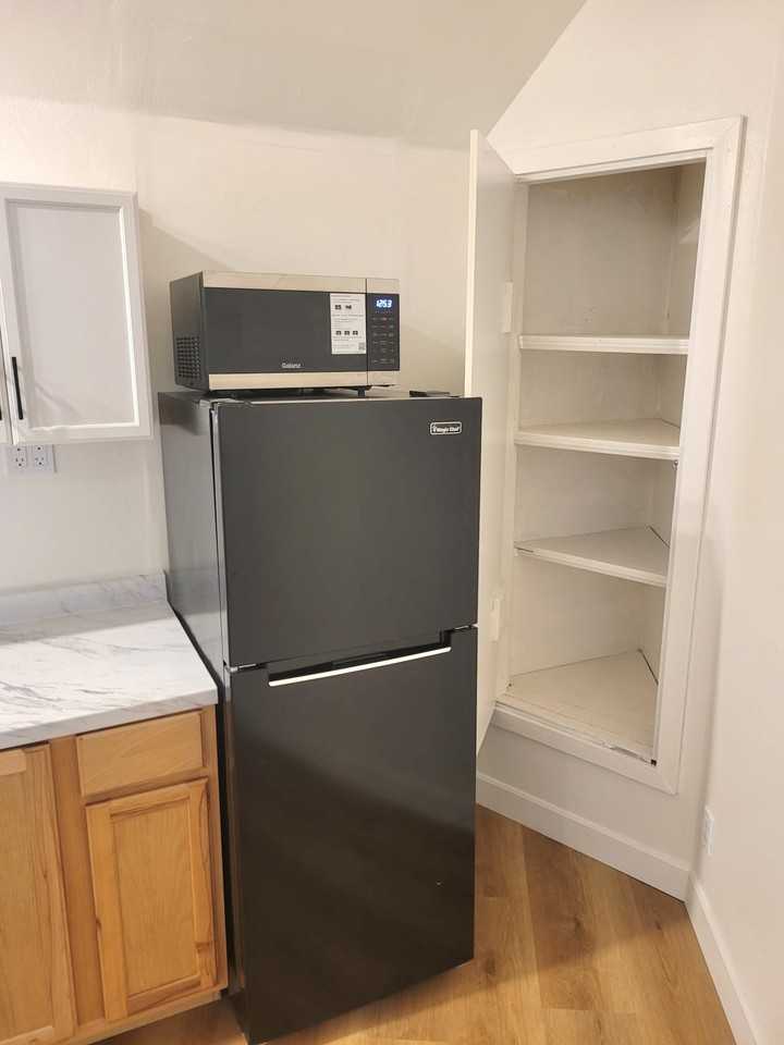 1550 Encino Dr #NA - Photo 5 of 11