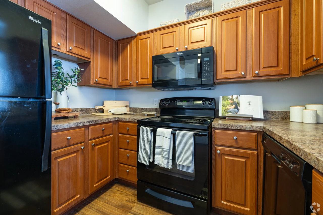 1900 Westview Blvd #LWV2 - Photo 2 of 13
