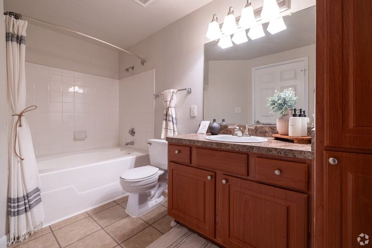 1900 Westview Blvd #LWV2 - Photo 7 of 13