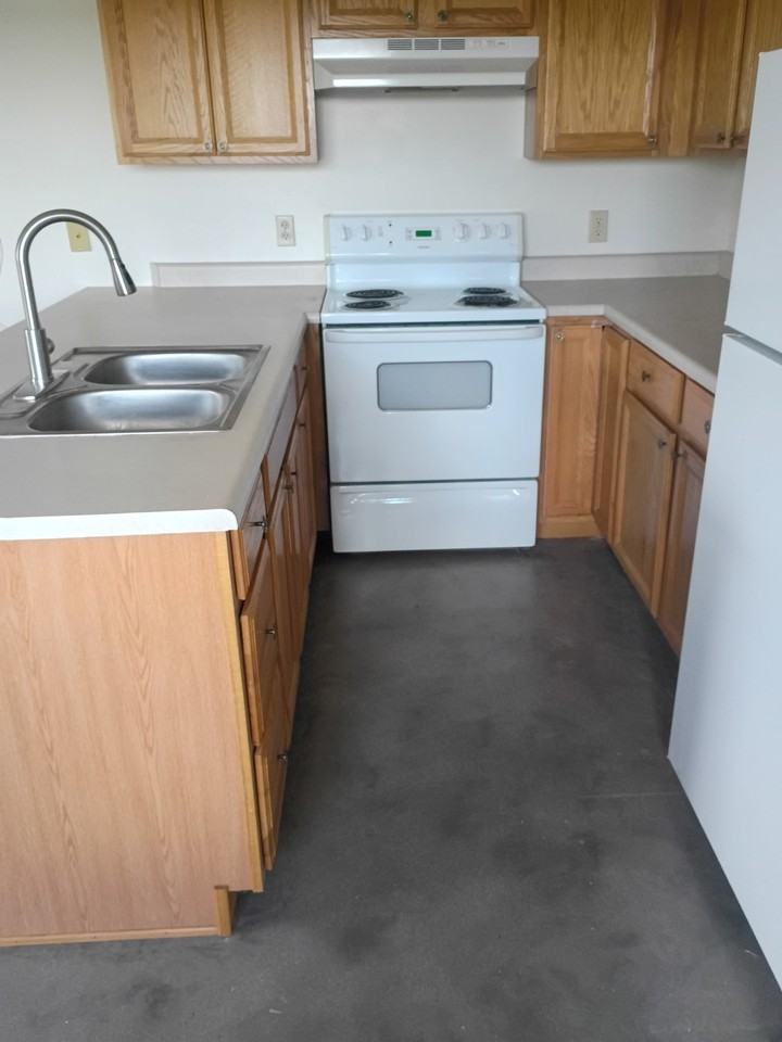 1203 E Main St #304 - Photo 4 of 9