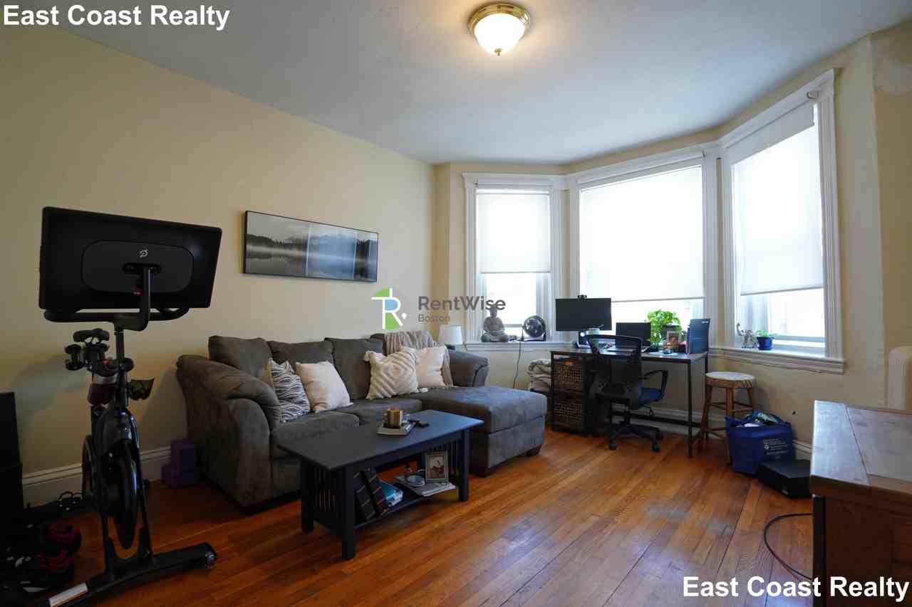 91 Gordon St #19