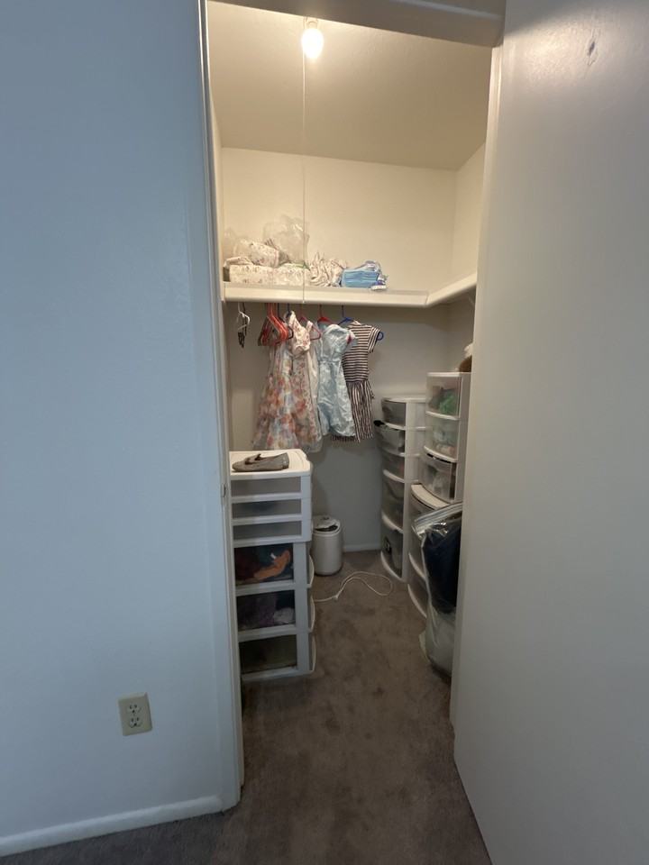 2221 W Farmdale Ave #23 - Photo 6 of 14
