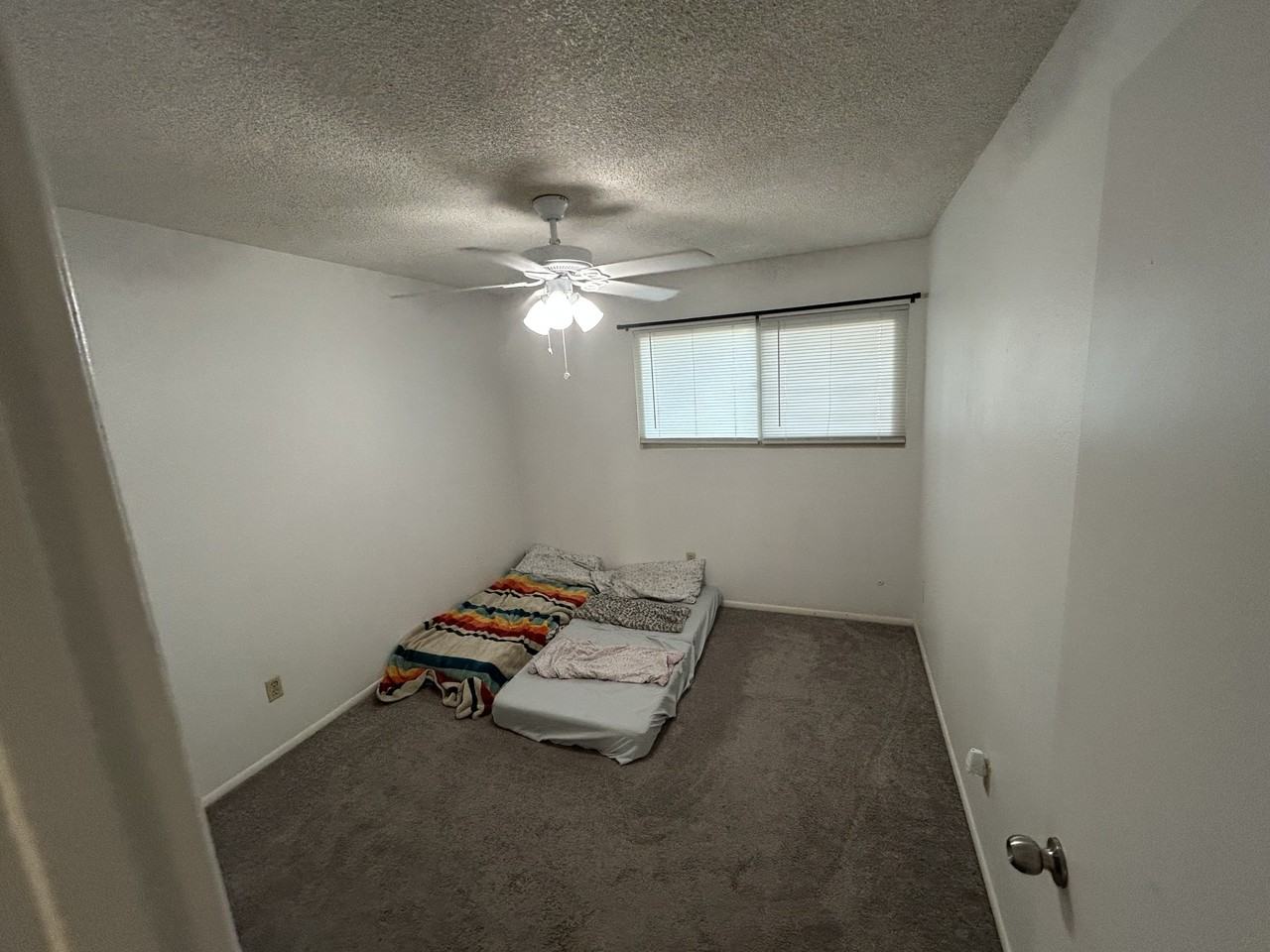 2221 W Farmdale Ave #23 - Photo 7 of 14