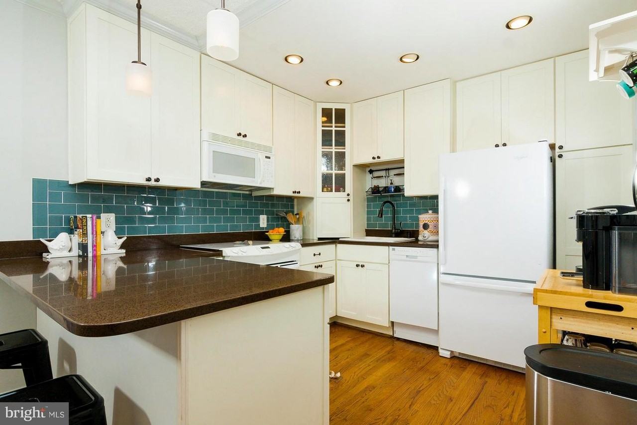410 Duncan Ave - Photo 3 of 9