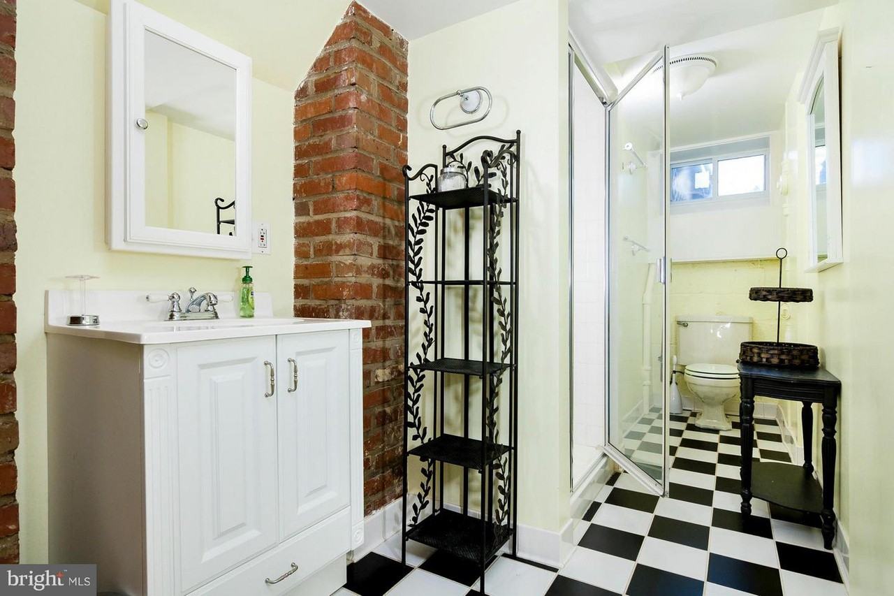 410 Duncan Ave - Photo 6 of 9
